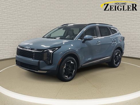 New 2026 Kia Sportage EX image 1