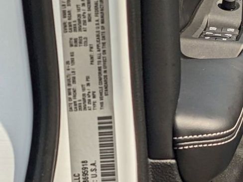 New 2025 Jeep Grand Cherokee L Altitude image 26