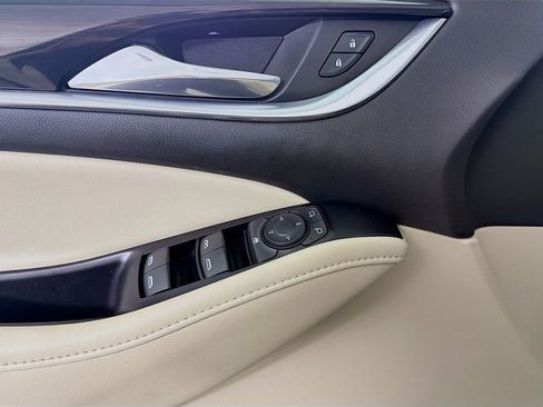 Used 2020 Buick Enclave Essence w/ Sound and Sites Package image 43