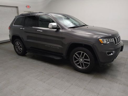 Used 2017 Jeep Grand Cherokee Limited image 11