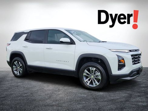 Certified 2025 Chevrolet Equinox LT FWD image 1
