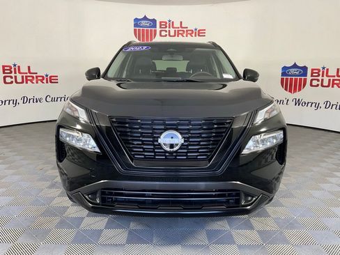Used 2023 Nissan Rogue SV w/ SV Premium Package AWD/4WD image 8