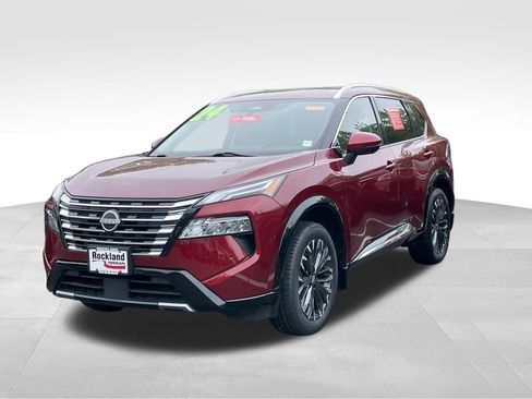Certified 2024 Nissan Rogue Platinum AWD/4WD image 2