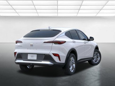 New 2026 Buick Envista Preferred FWD image 4