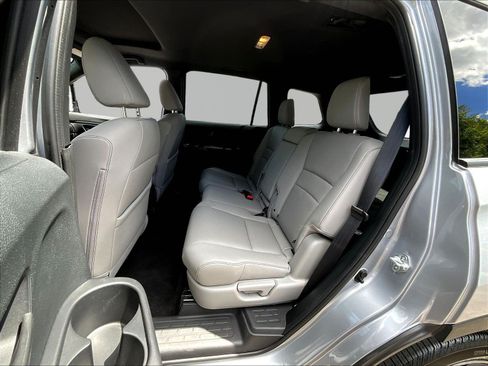 Used 2023 Honda Passport EX-L image 22