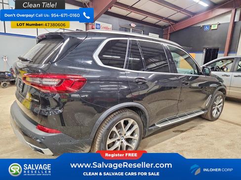 Used 2019 BMW X5 xDrive50i w/ Executive Package AWD/4WD image 4