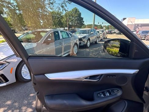 Used 2021 INFINITI QX50 Essential w/ Convenience Package FWD image 11