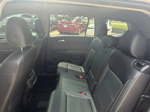 Used 2023 Volkswagen Atlas SE w/ Panoramic Sunroof Package AWD/4WD image 33