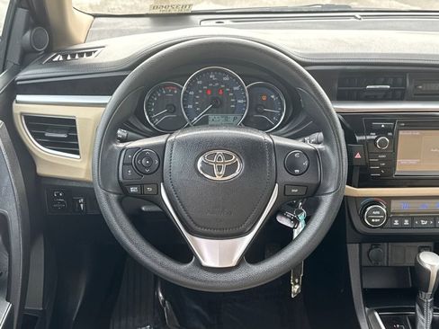 Used 2015 Toyota Corolla LE image 13