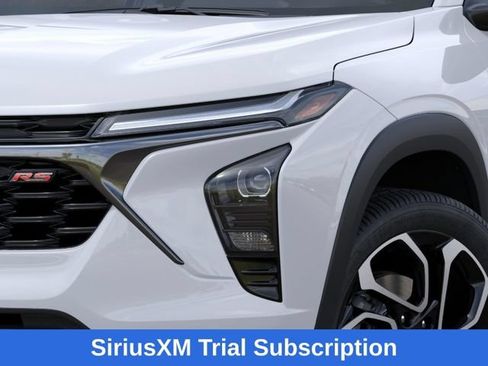 New 2026 Chevrolet Trax RS w/ Sunroof Package FWD image 11