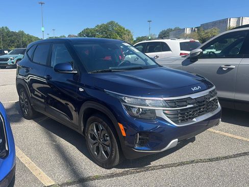 Certified 2026 Kia Seltos LX image 1