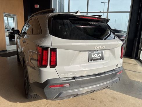 Certified 2023 Kia Sorento X-Line EX image 10
