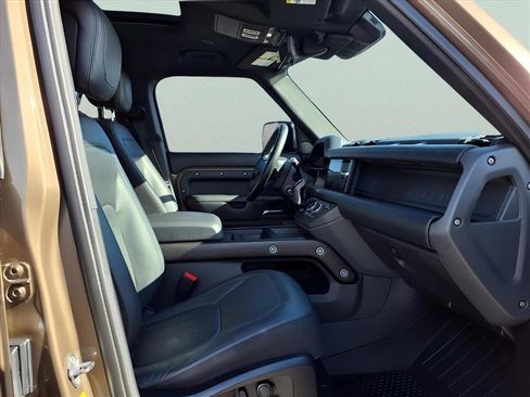 Used 2020 Land Rover Defender 110 X image 14