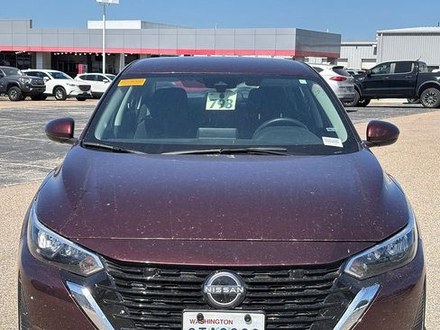 Used 2025 Nissan Sentra SV FWD image 3