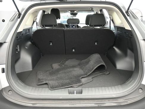 Used 2025 Kia Sportage LX image 30