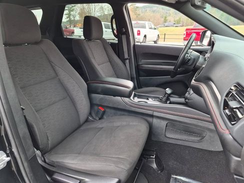 Used 2025 Dodge Durango GT AWD/4WD image 22