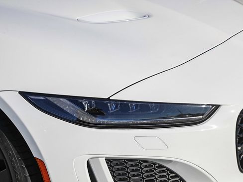 Used 2024 Jaguar F-TYPE R-Dynamic image 8