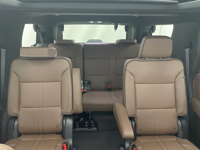 New 2026 Chevrolet Tahoe High Country w/ LPO, Illumination Package AWD/4WD image 19