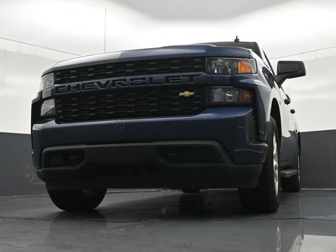 Used 2022 Chevrolet Silverado 1500 Custom RWD image 30