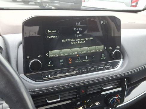 Certified 2023 Nissan Rogue SL w/ SL Premium Package image 21