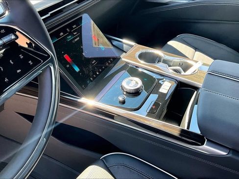 New 2026 Cadillac Escalade ESV Luxury w/ Touring Package AWD/4WD image 8