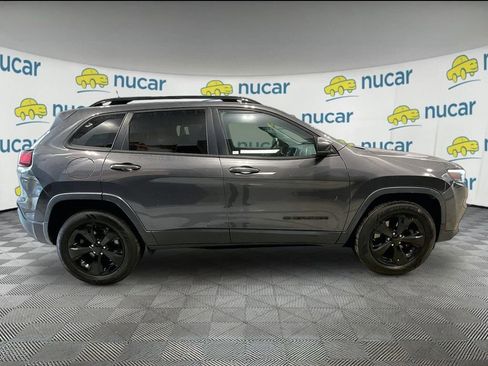 Used 2019 Jeep Cherokee Latitude Plus image 9