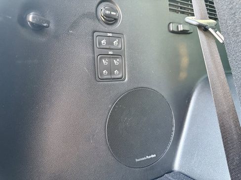 Used 2024 Hyundai Palisade Calligraphy image 24