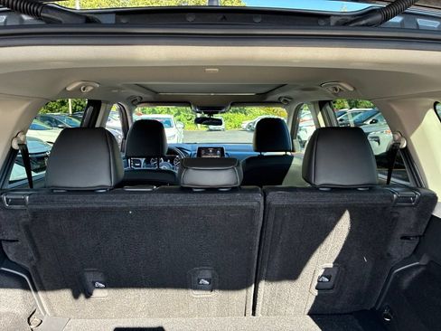 Certified 2023 Nissan Rogue SV w/ SV Premium B Package AWD/4WD image 15