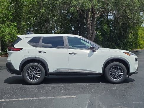 Used 2023 Nissan Rogue S FWD image 8