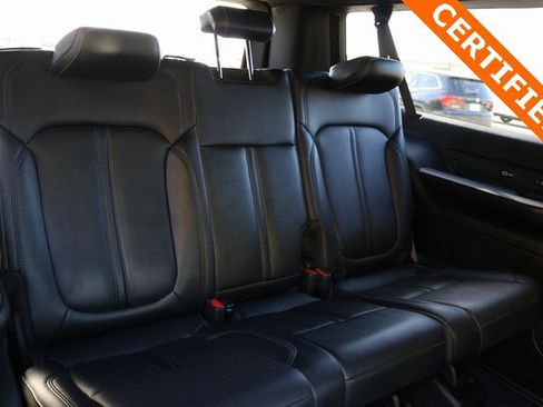 Used 2024 Jeep Wagoneer L Series II w/ Convenience Group I image 18