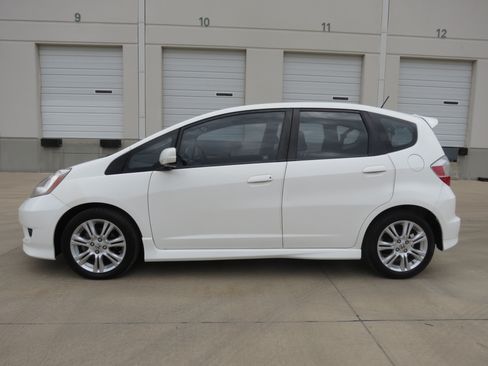 Used 2010 Honda Fit Sport image 5