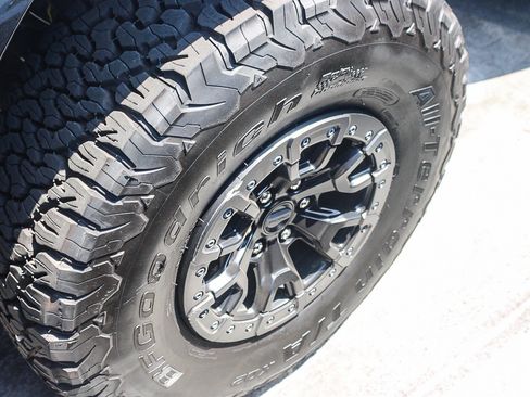 Used 2024 Ford Bronco Raptor AWD/4WD image 17