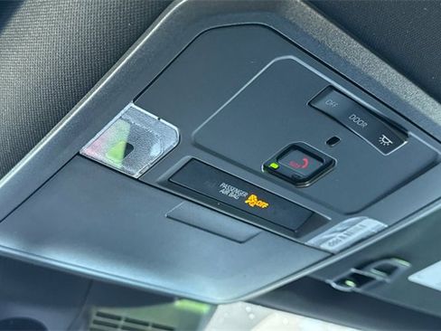 Used 2025 Toyota Tacoma SR5 image 24