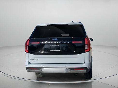 Certified 2025 Ford Expedition Platinum image 24