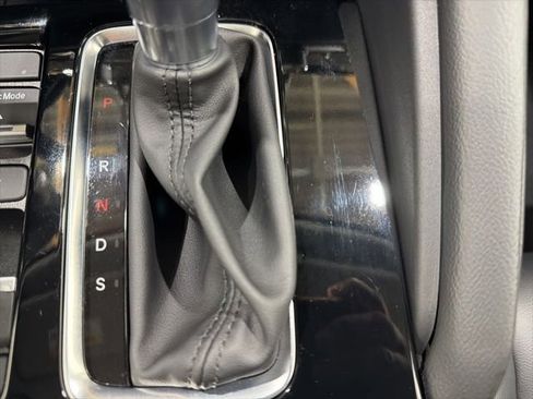Certified 2026 Acura Integra FWD image 37