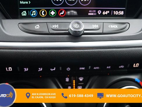 Used 2021 Chevrolet Blazer LT FWD image 23