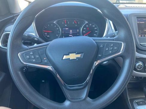 Used 2020 Chevrolet Equinox LT AWD/4WD image 12
