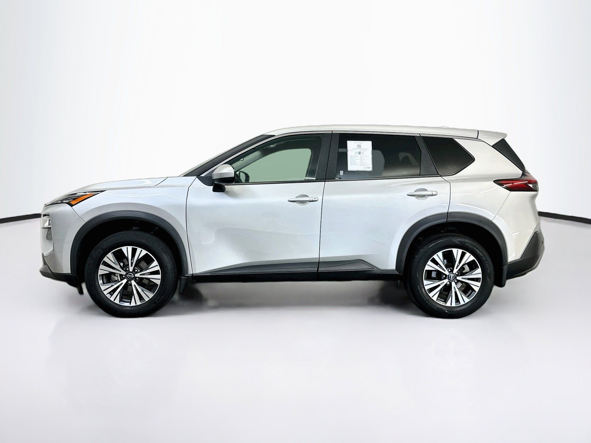 Used 2023 Nissan Rogue SV AWD/4WD image 4
