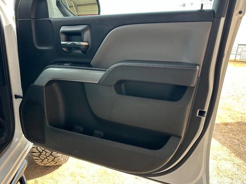 Used 2017 Chevrolet Silverado 1500 LT w/ All Star Edition image 15