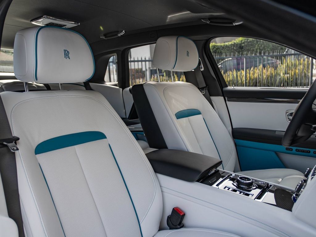 New 2026 Rolls-Royce Ghost Black Badge AWD/4WD image 40