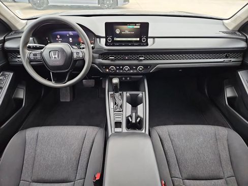 Used 2025 Honda Accord SE image 26