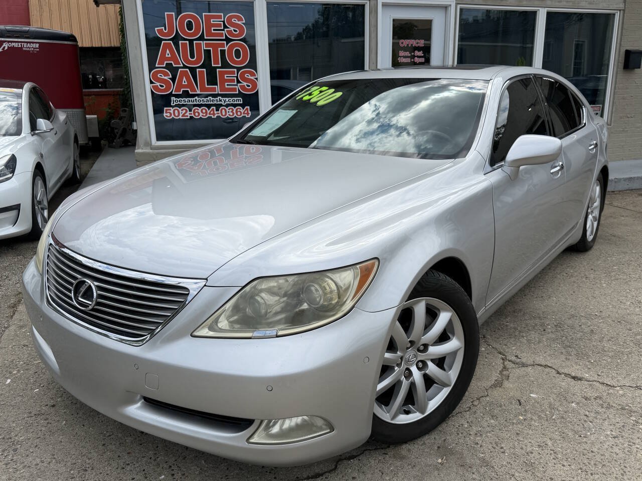 Used 2007 Lexus LS 460 RWD image 2