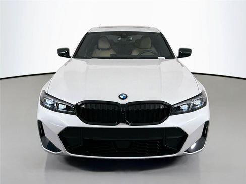 New 2026 BMW 330i Sedan w/ M Sport Package RWD image 4