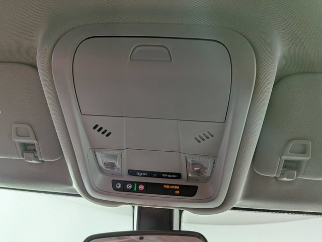Used 2019 GMC Terrain SLE w/ Driver Convenience Package FWD image 21