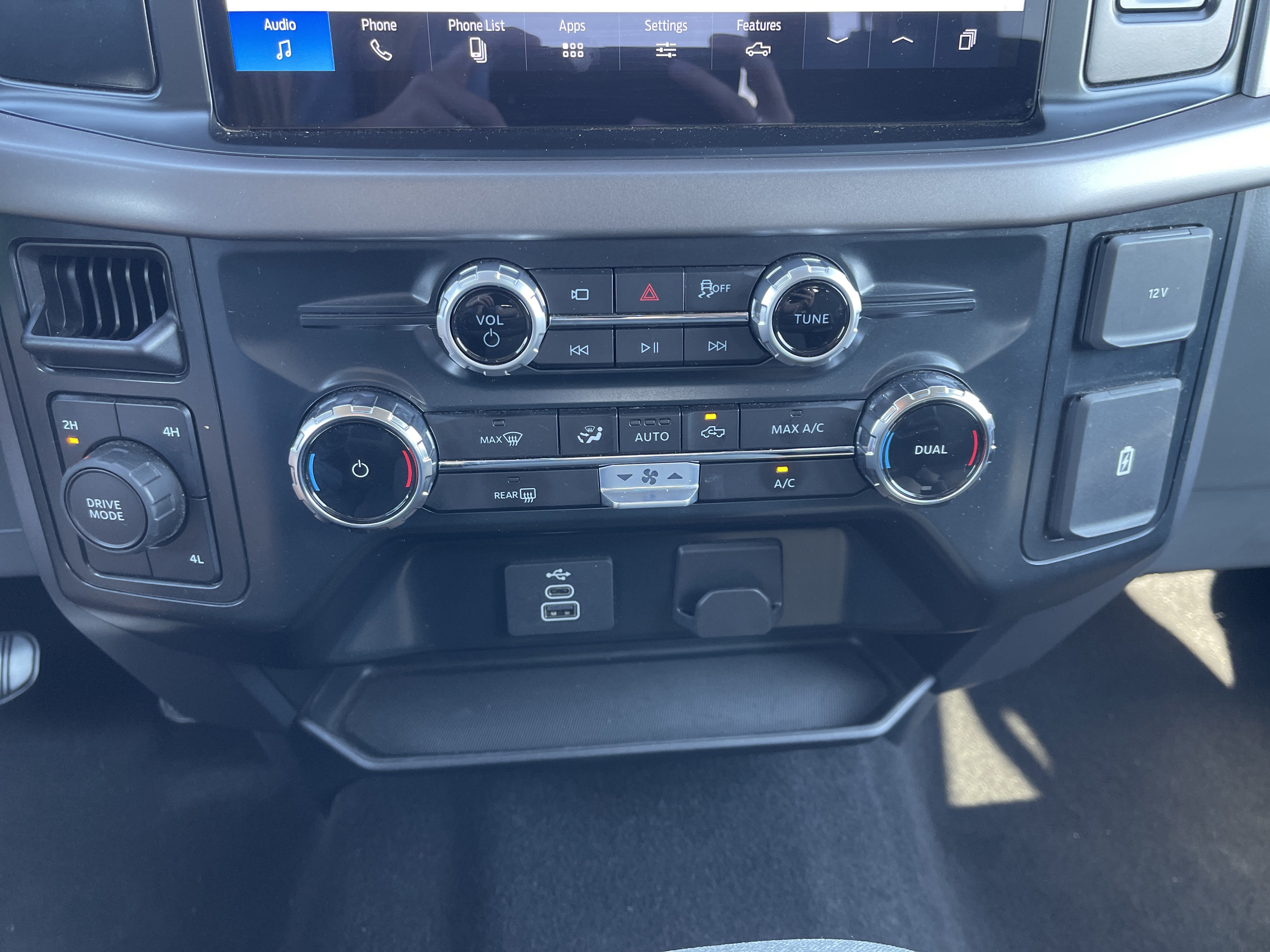 Used 2025 Ford F150 XLT w/ Equipment Group 301A Standard AWD/4WD image 26