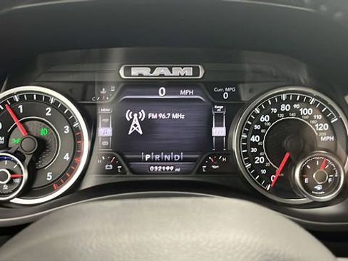 Used 2022 RAM 3500 Laramie AWD/4WD image 17