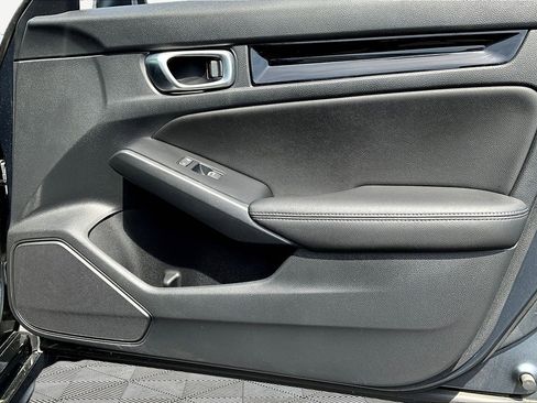 Used 2023 Honda Civic EX-L image 27