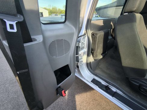 Used 2011 Ford Ranger XLT image 20