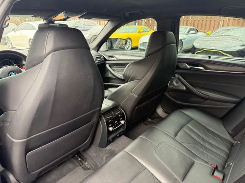 Used 2018 BMW M5 w/ Executive Package image 16
