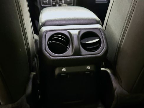 Used 2022 Jeep Wrangler Unlimited Sport AWD/4WD image 28